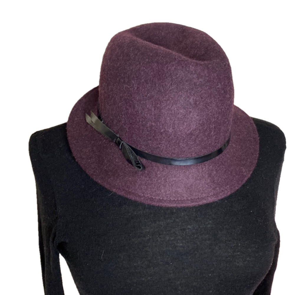 🌷 Juicy Couture 🌷 100% Wool Vintage Dark Purple Mauve Hat